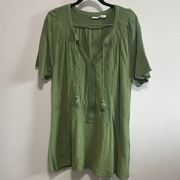 Lucky Brand Dresses & Skirts - Lucky Brand Olive Green Smocked Top